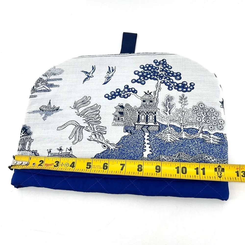 Vintage Blue Willow Chinoiserie Quilted Cotton Tea Cozy Pagoda Toile Blue White
